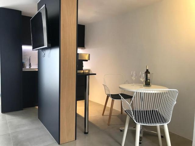 Acogedor Estudio Suite En Urbanizacion Tranquila Famara Eksteriør bilde